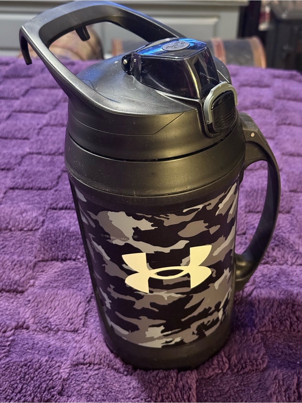 Black Camouflage Under Armour 64oz Water Jug